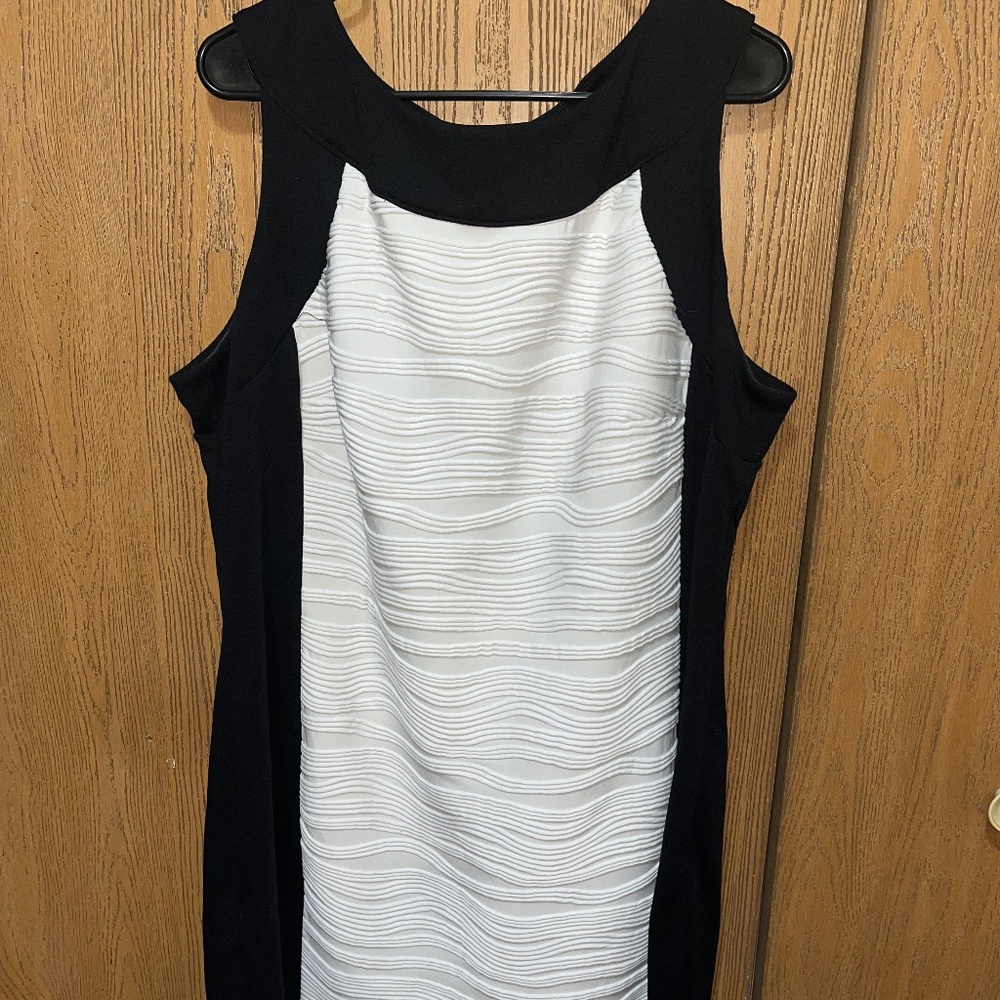 Calvin Klein Ruched Sleeveless Dress
